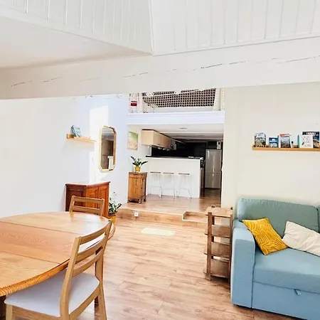 Apartment Le Bellevue-center-wifi-terrace-mountain View