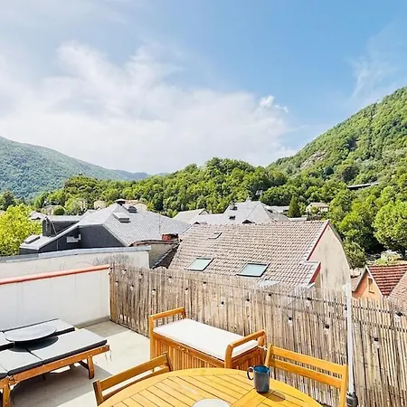 Apartment Le Bellevue-center-wifi-terrace-mountain View